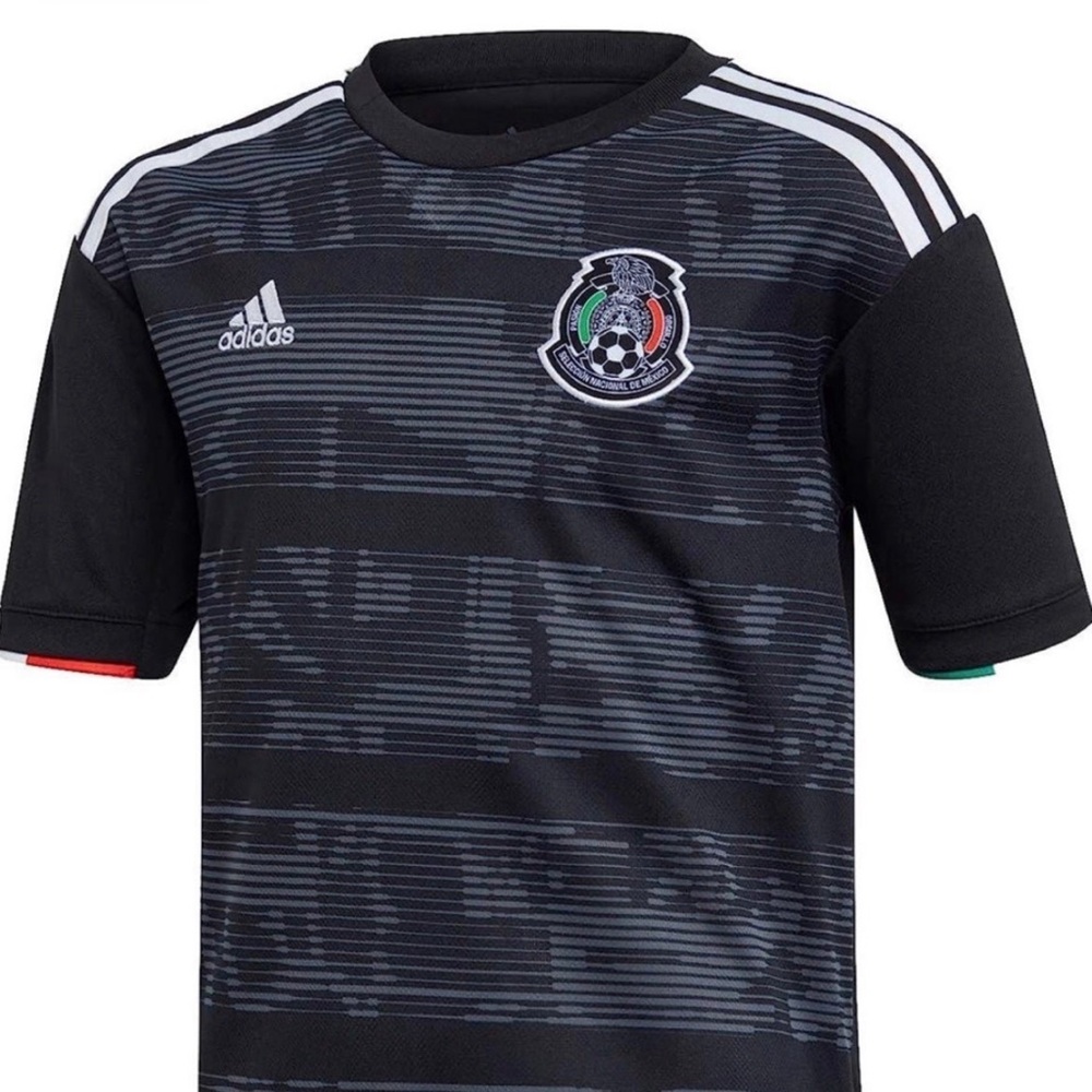 Adidas mexico jersey size SM